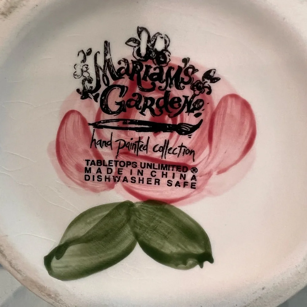 Mariam’s Garden Floral Hand-painted‎ Cup. 16 oz.